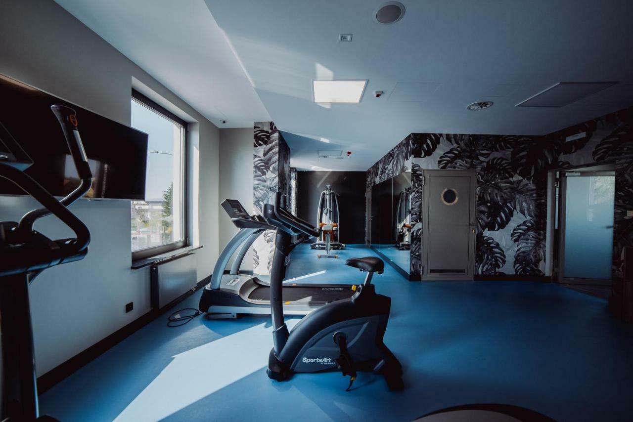 Hotel Evva Тарнобжег Екстериор снимка